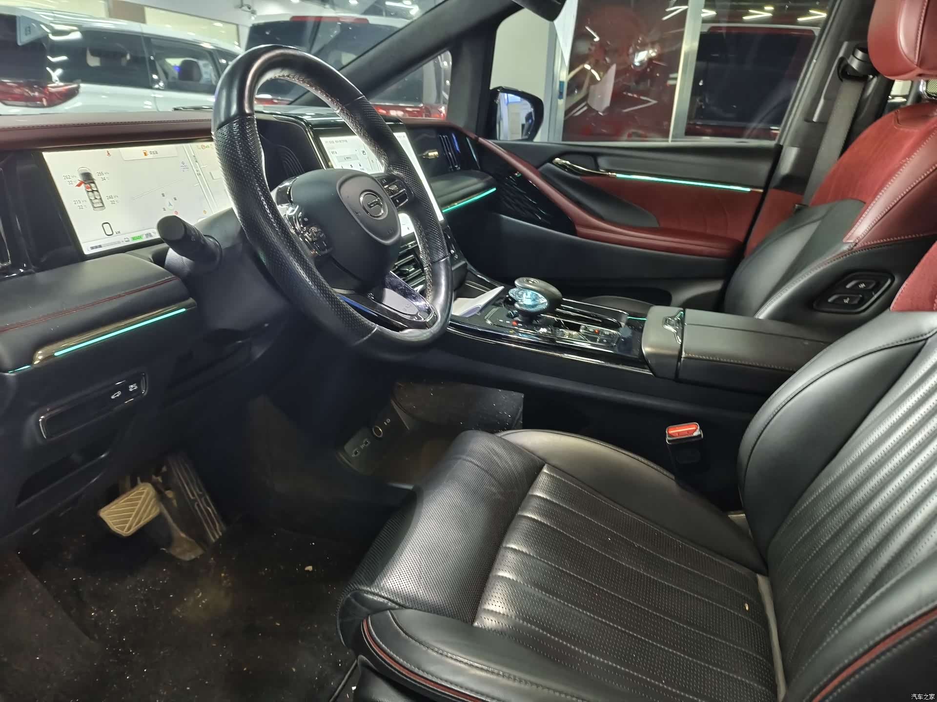 Trumpchi M8, 2023 4