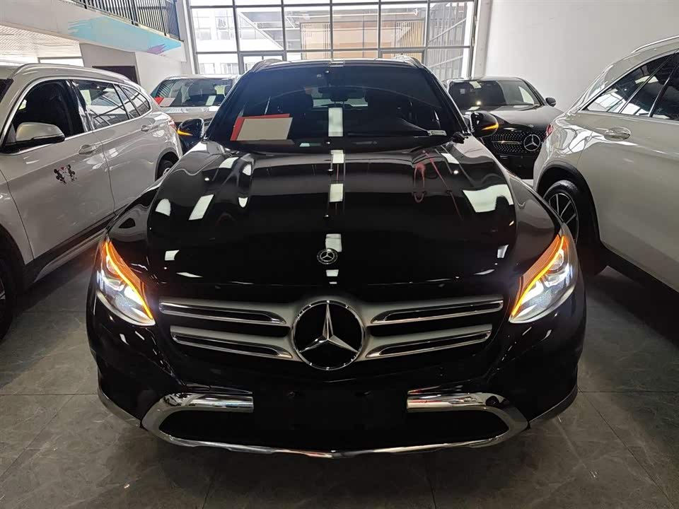 Mercedes-Benz GLC Mercedes-Benz GLC
