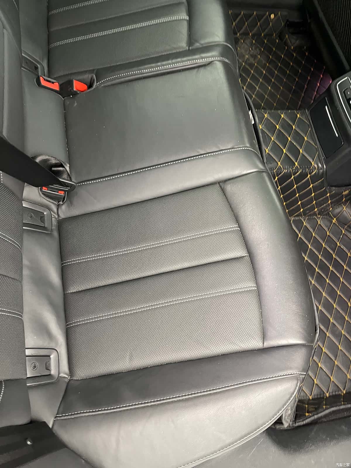 Audi A4L, 2024 25