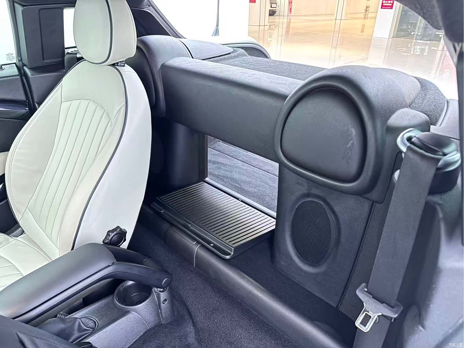 Mini Cooper, 2012 17