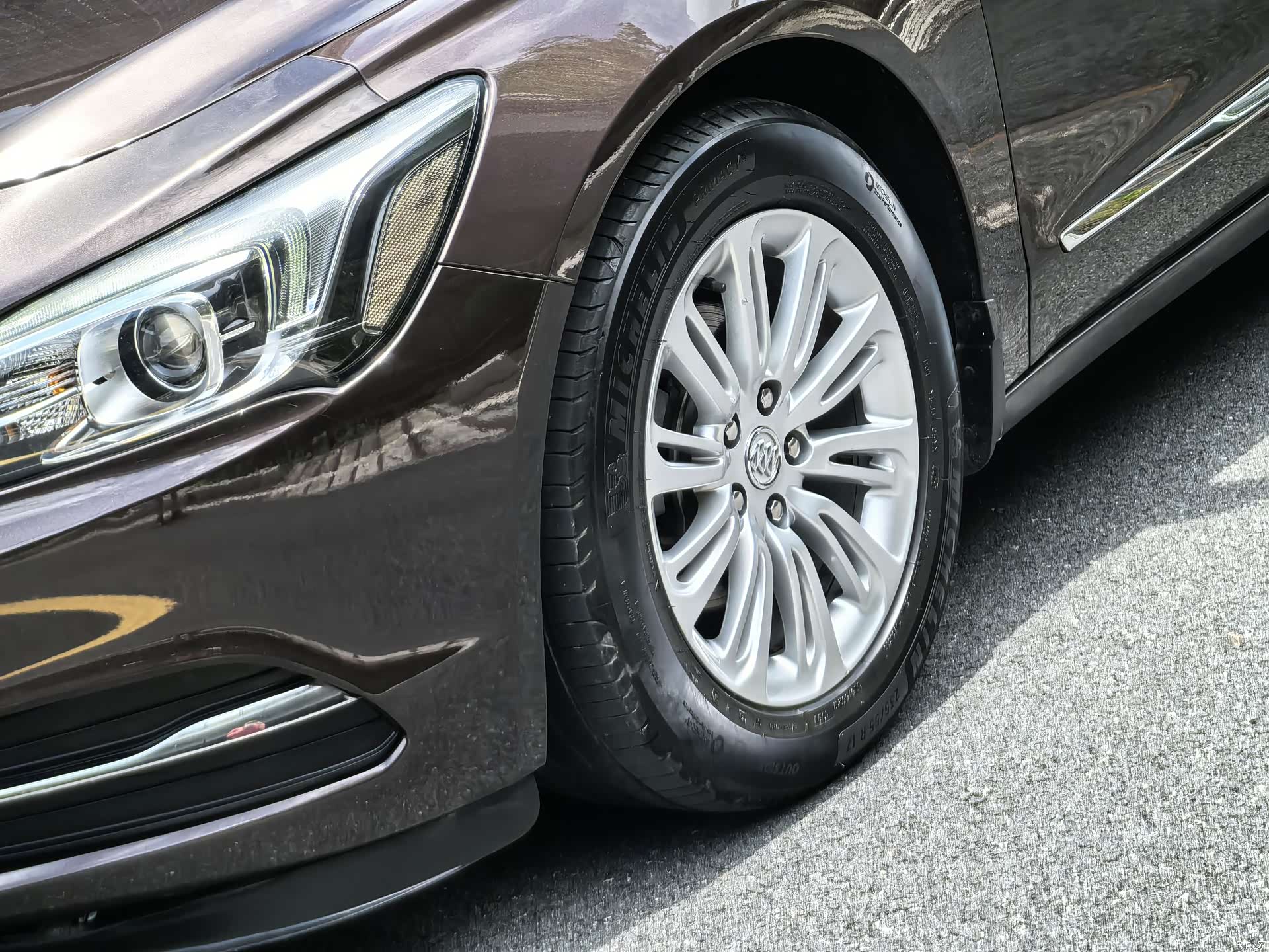 Buick LaCrosse, 2017 3