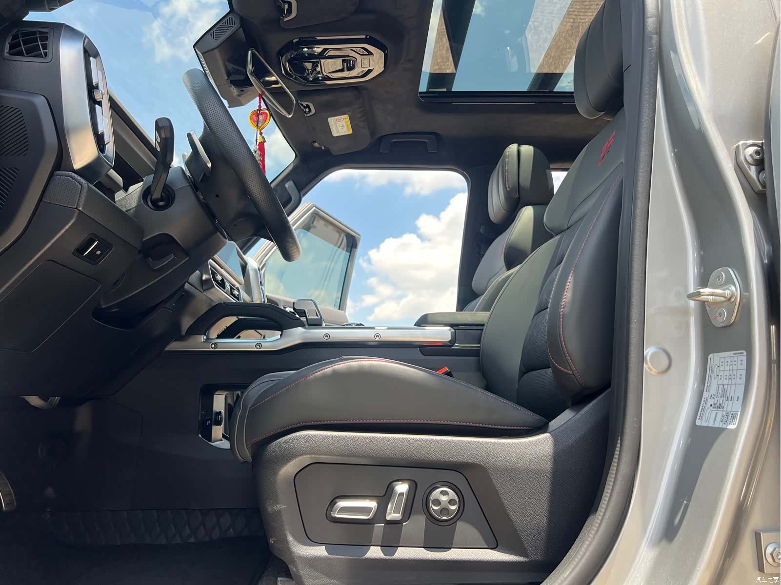 Jetour Traveller, 2025 4
