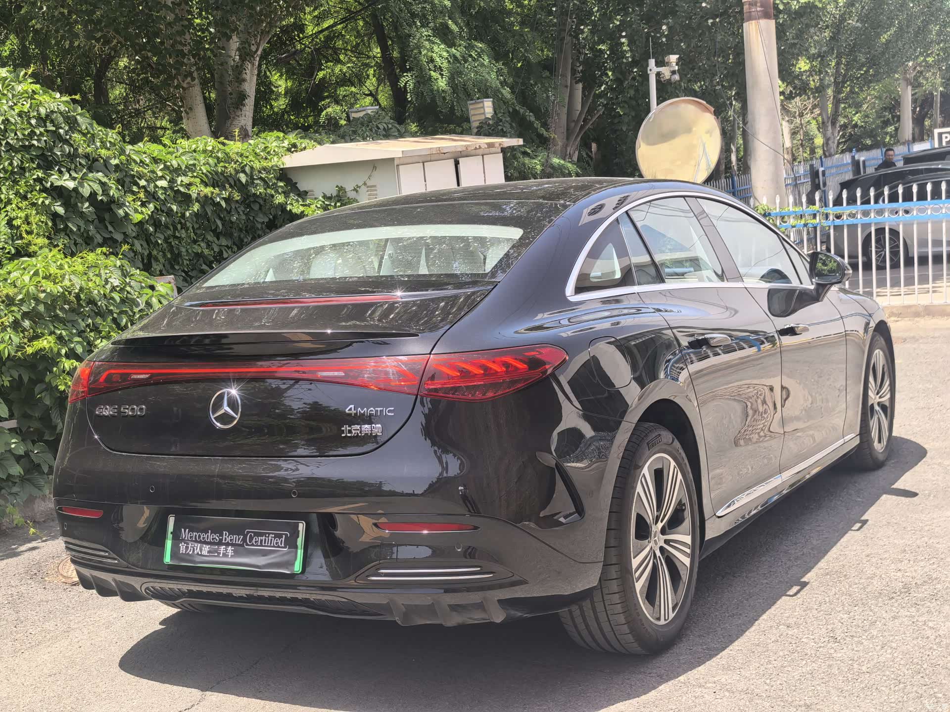 Mercedes-Benz EQE, 2025 11