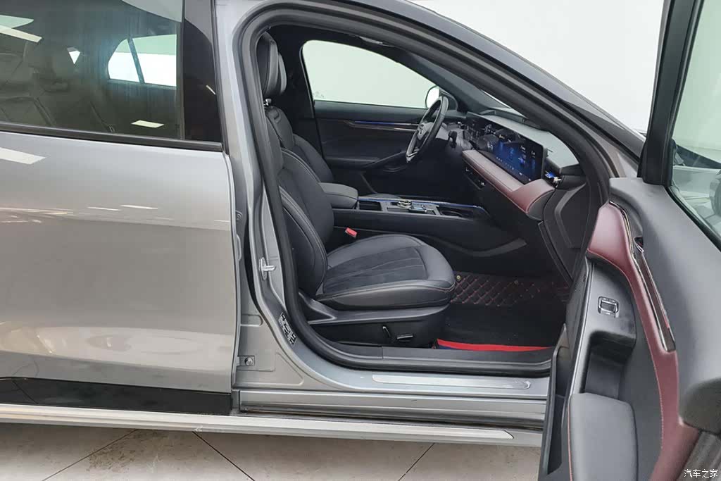 Ford Mondeo, 2022 8