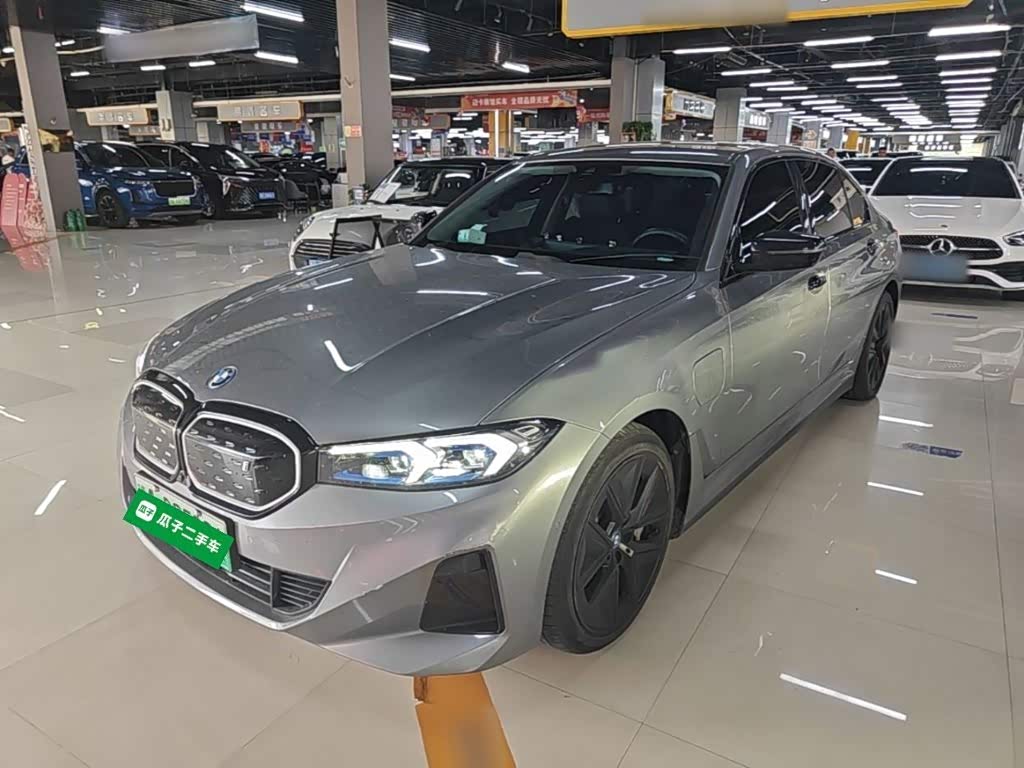 BMW i3 2024 eDrive 40 L Sport