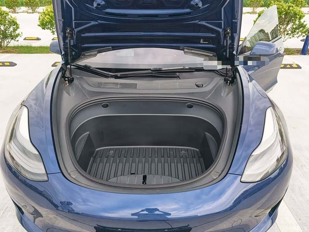 Tesla Model 3, 2021 11