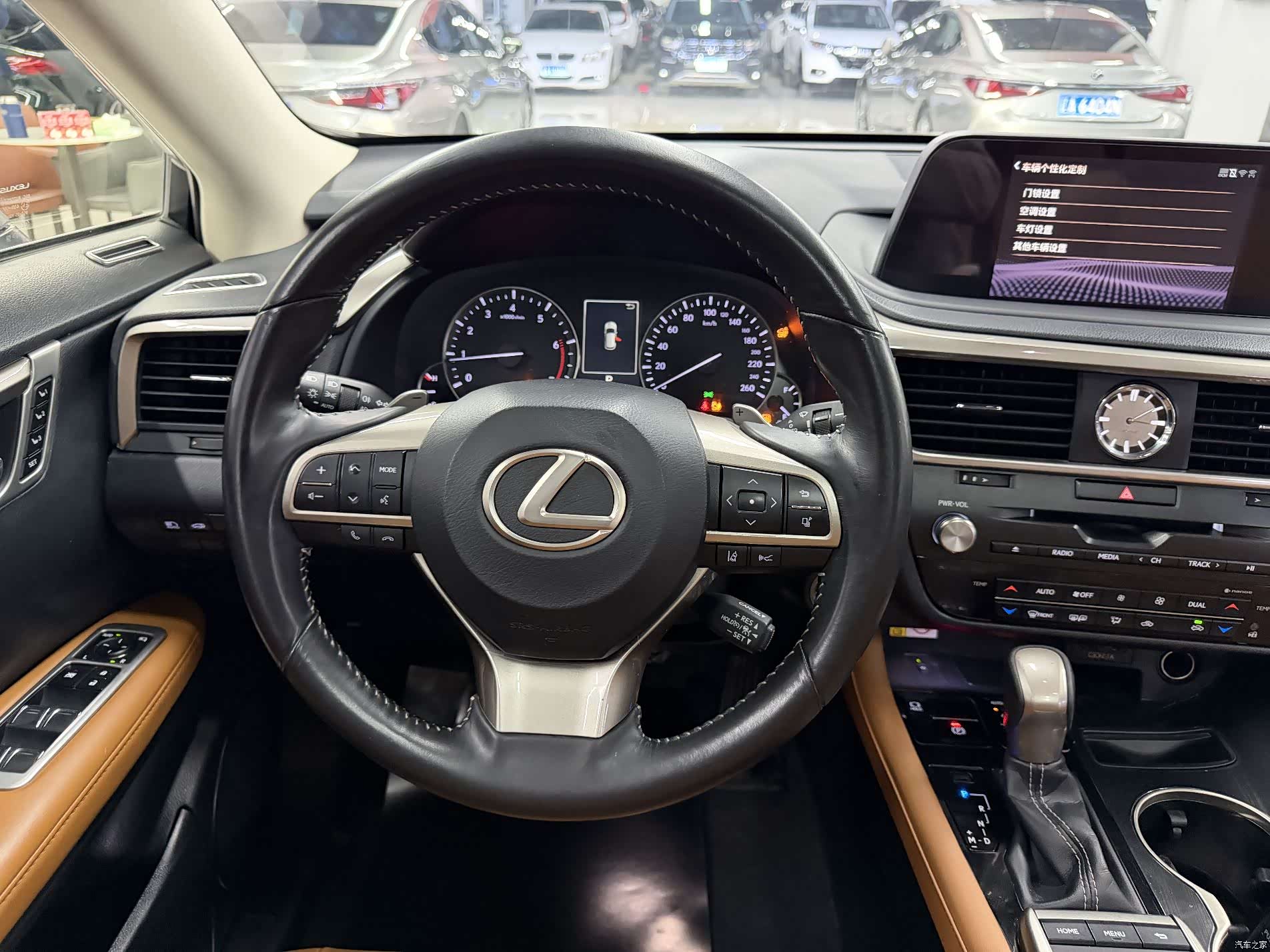 Lexus RX, 2019 12