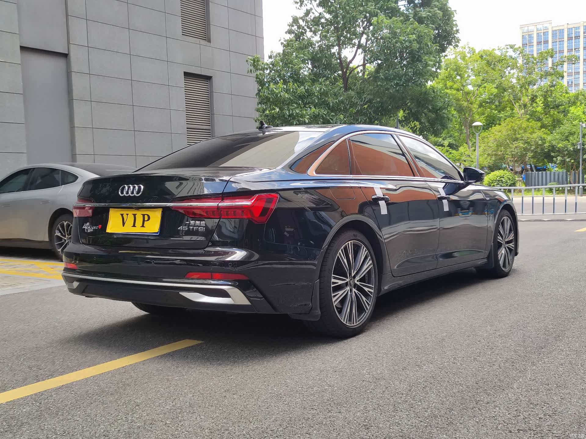 Audi A6L, 2025 14