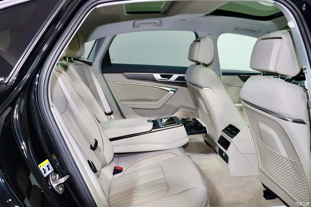 Audi A6L, 2022 6