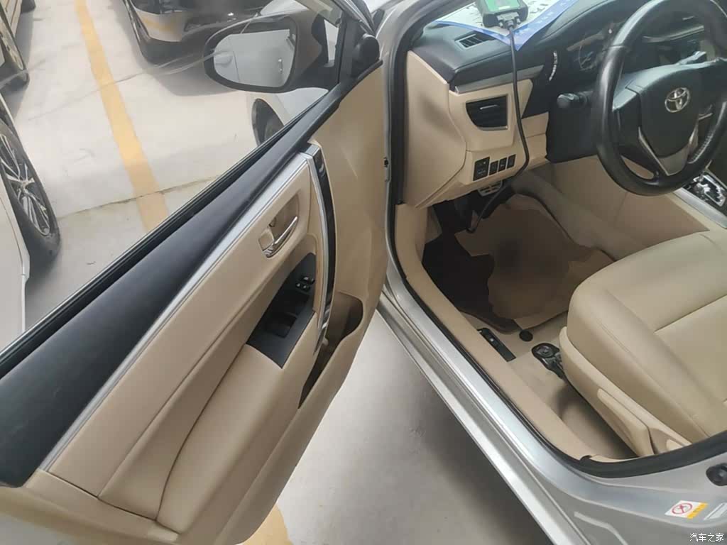 Toyota Corolla, 2015 16