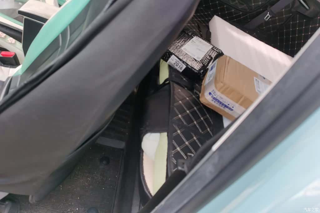 Geely Panda, 2024 10