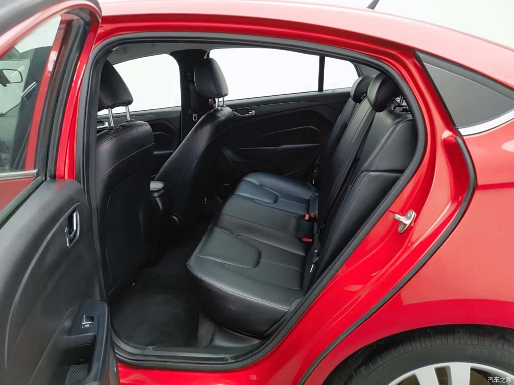 Chery 5, 2018 15