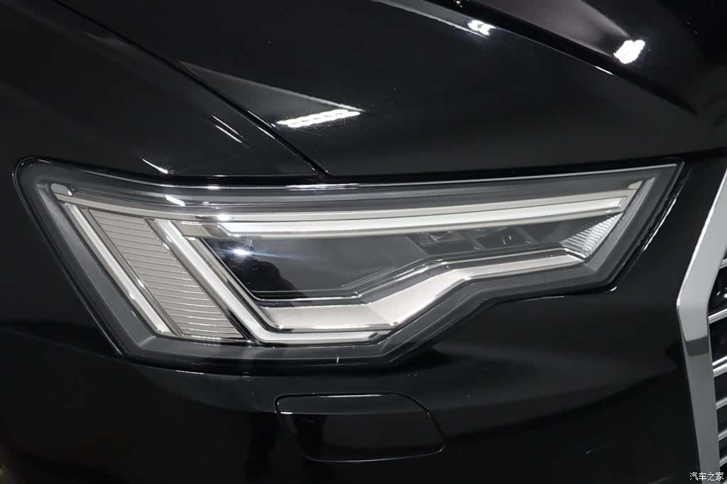 Audi A6L, 2022 15