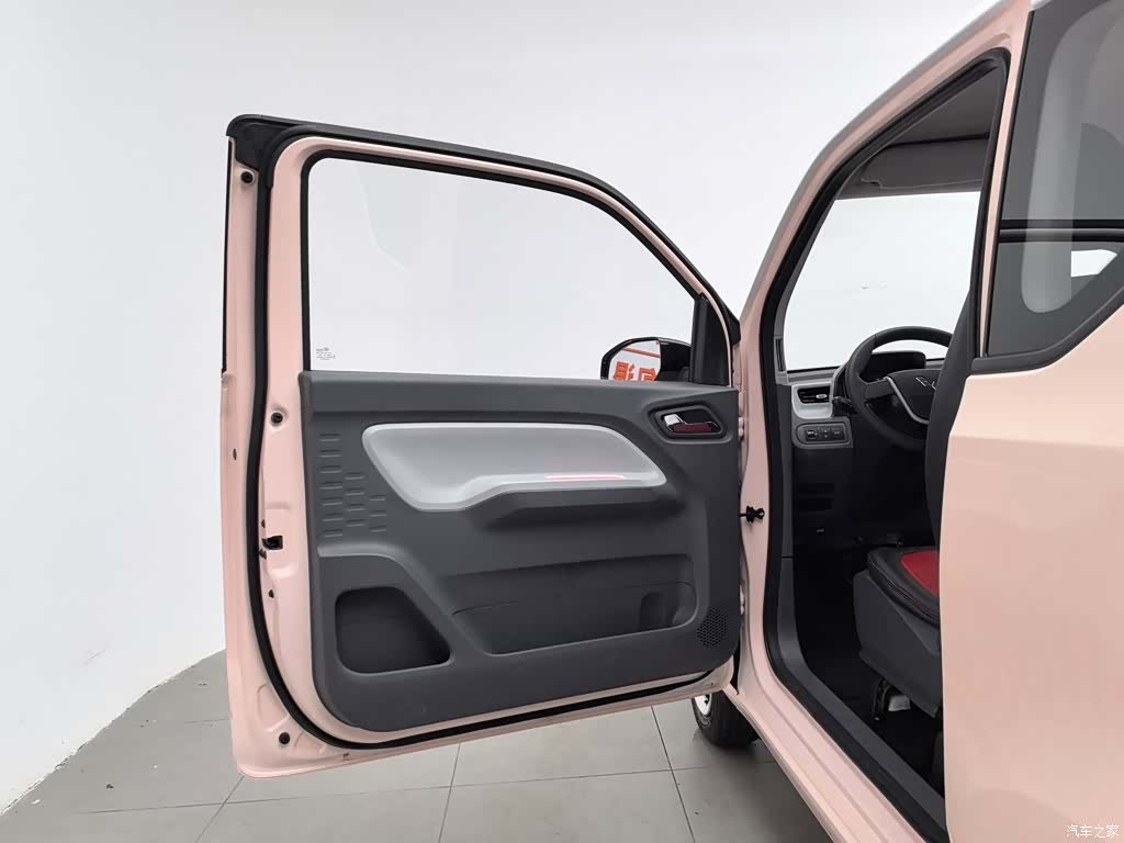 Wuling MINIEV, 2021 8
