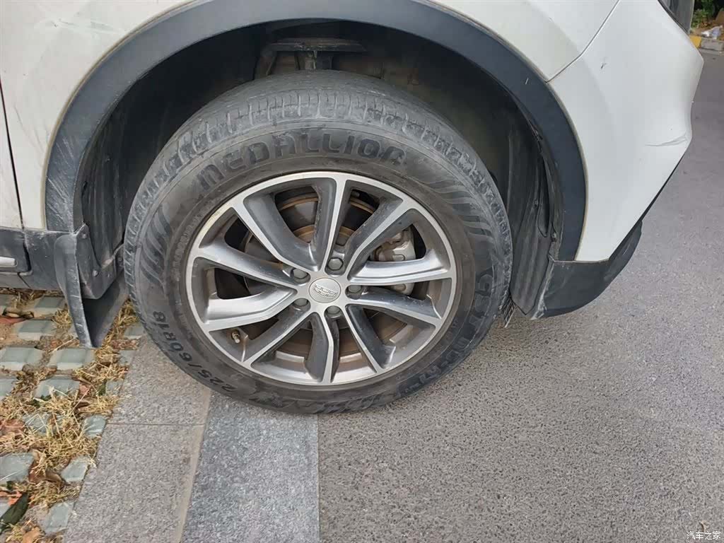 Geely Boyue, 2019 23