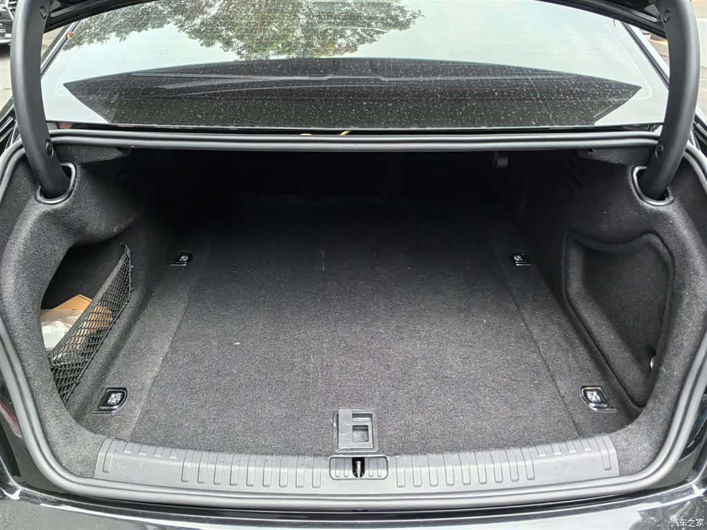 Audi A6L, 2020 9