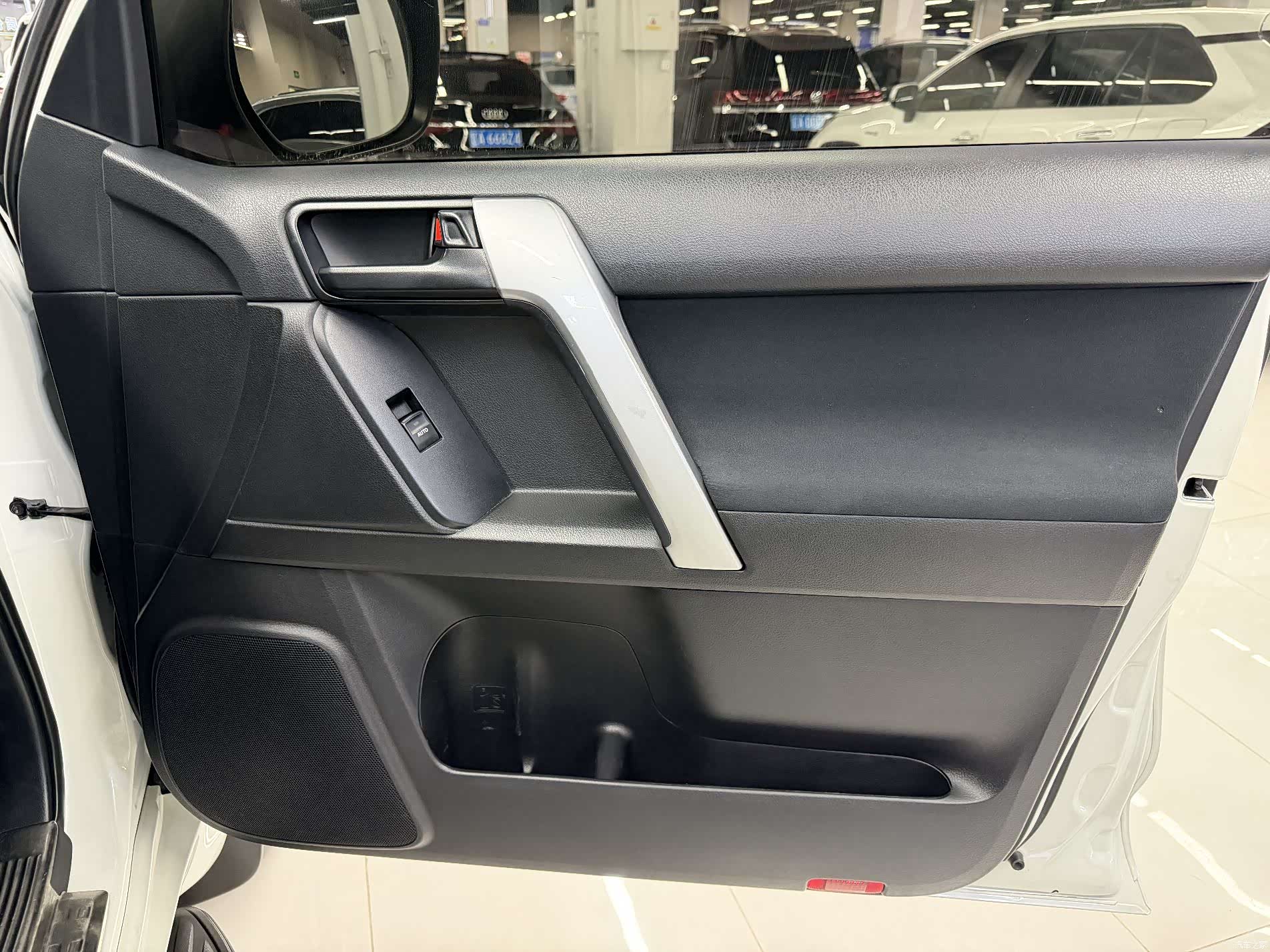 Toyota Prado, 2014 7
