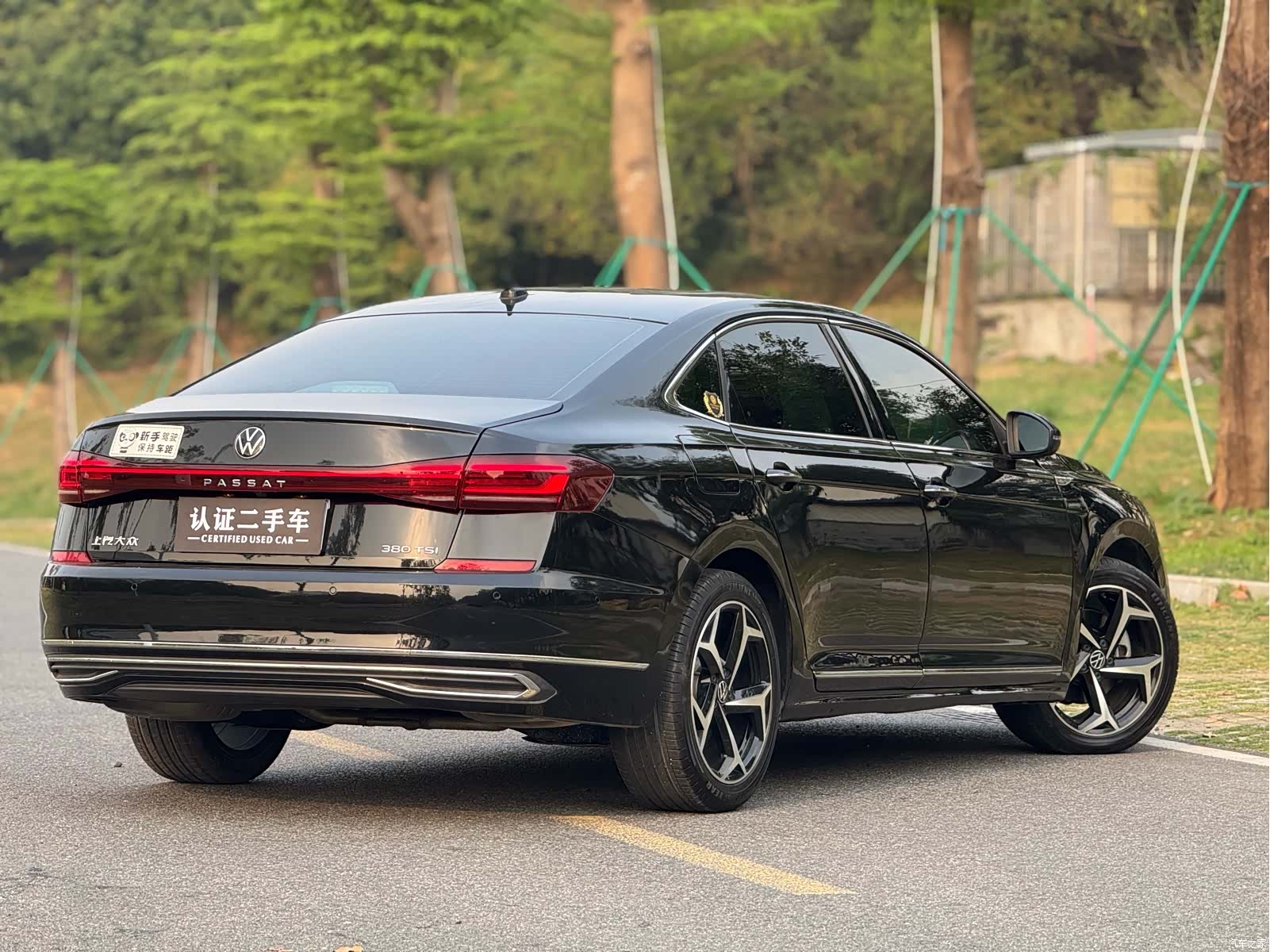 Volkswagen Passat, 2024 все фото