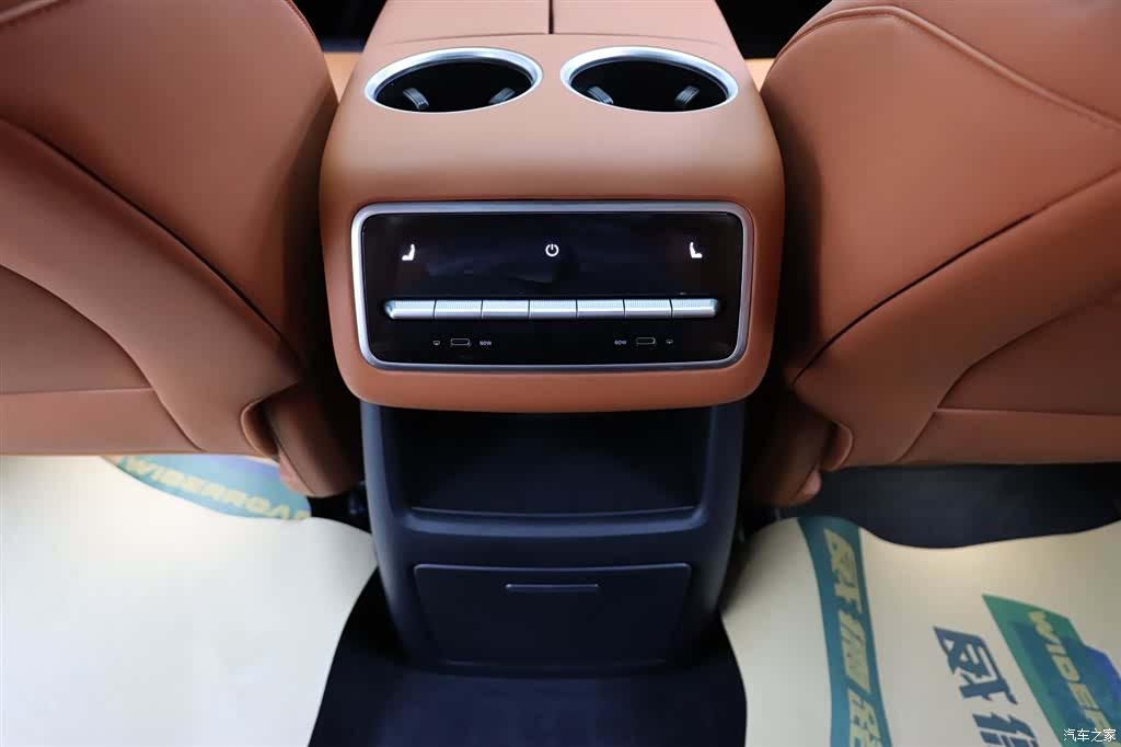 Li Auto L8, 2024 24