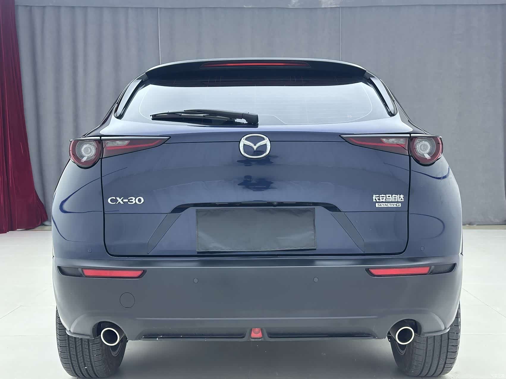 Mazda CX-30, 2022 все фото