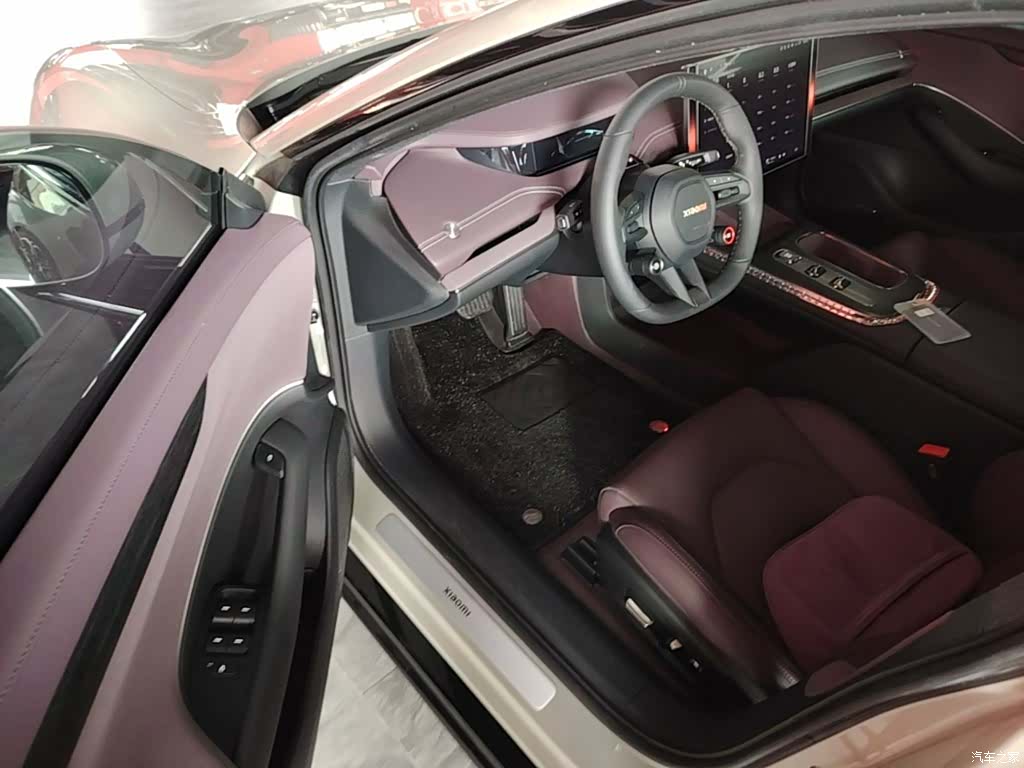 Xiaomi SU7, 2025 12