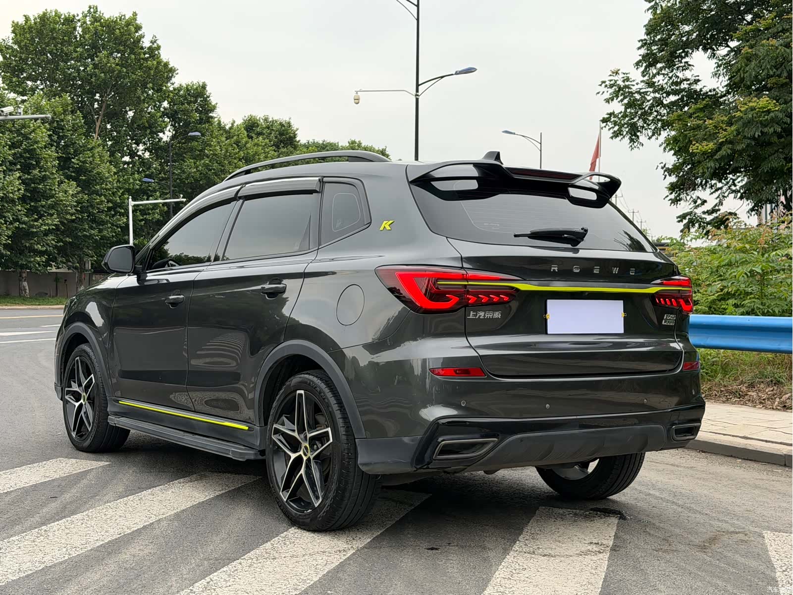 Roewe RX5, 2021 4
