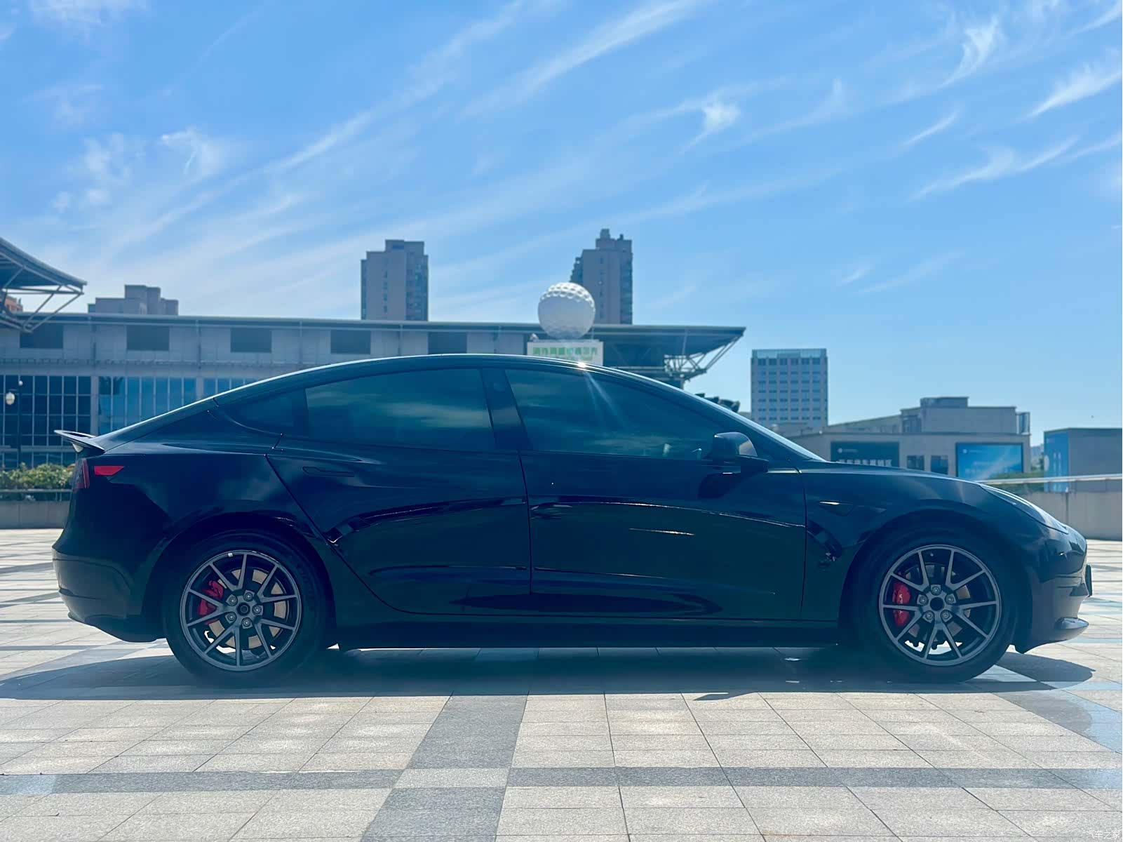 Tesla Model 3, 2023 10