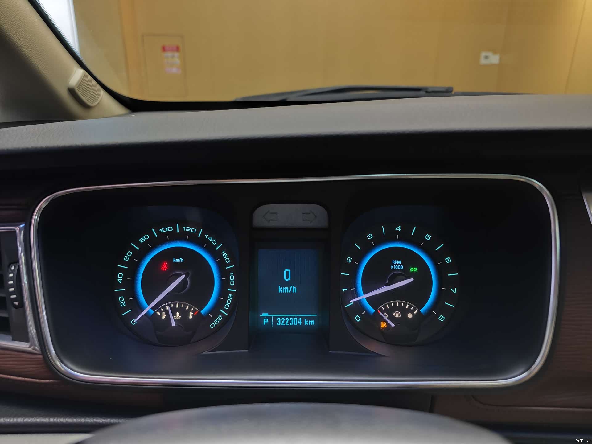 Buick GL8, 2015 39