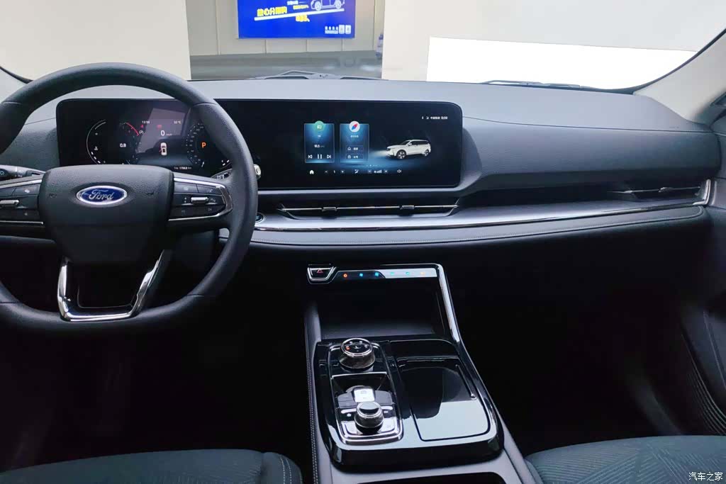 Ford Equator Sport, 2024 13