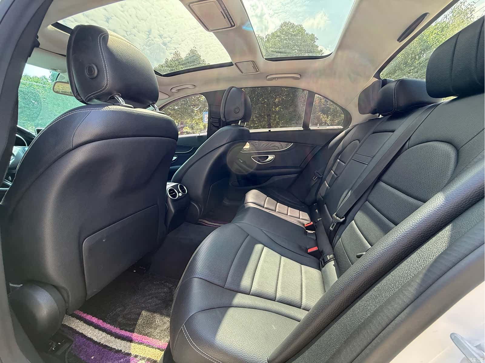 Mercedes-Benz C-Class, 2015 13