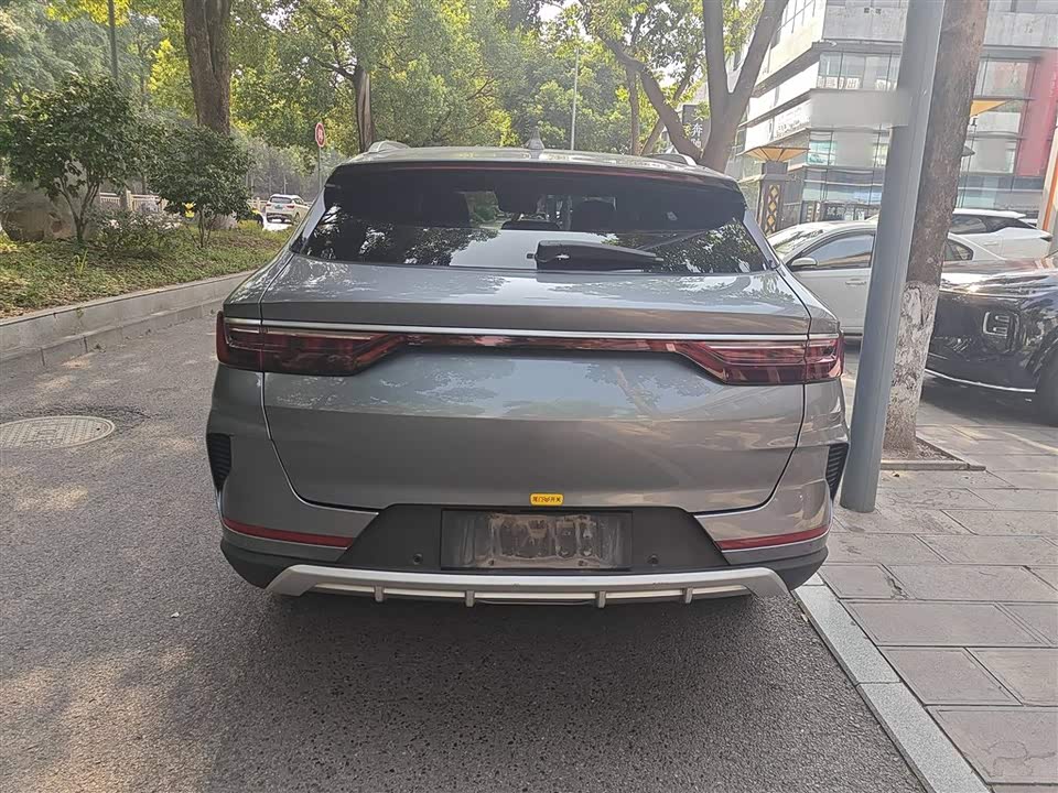 BYD Song Yuan BYD Song Yuan
