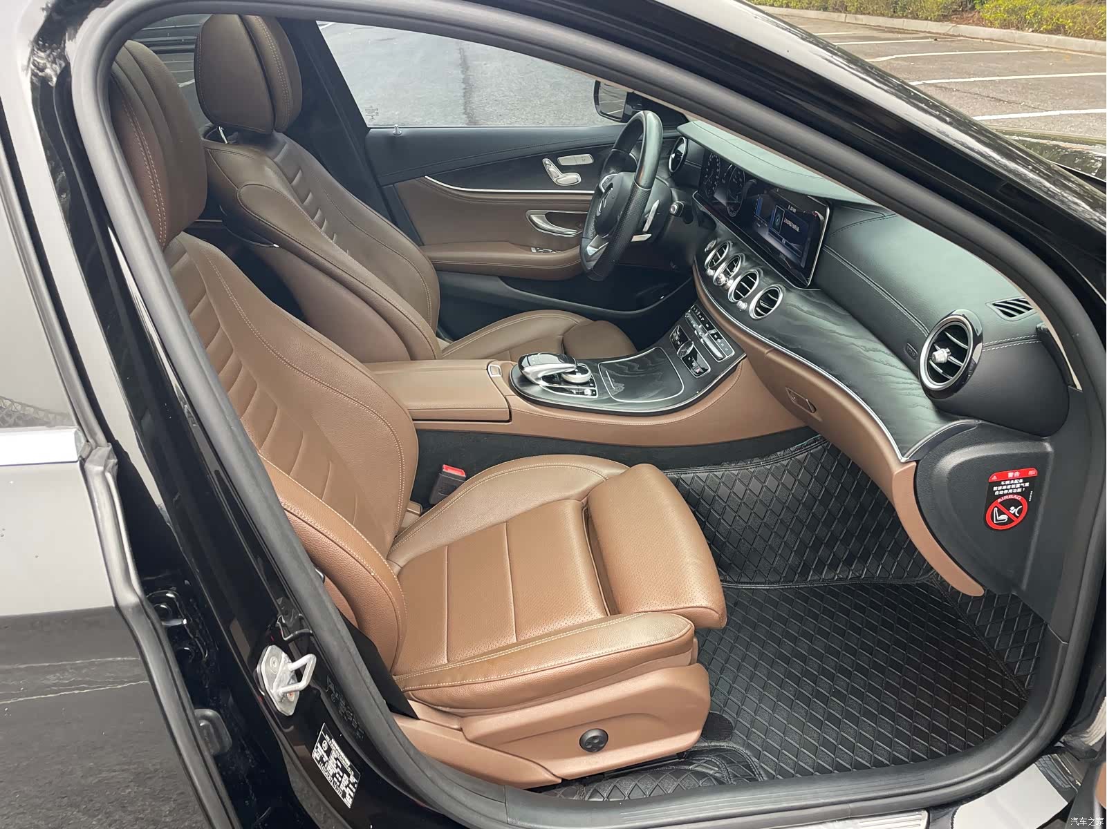 Mercedes-Benz E-Class, 2018 11