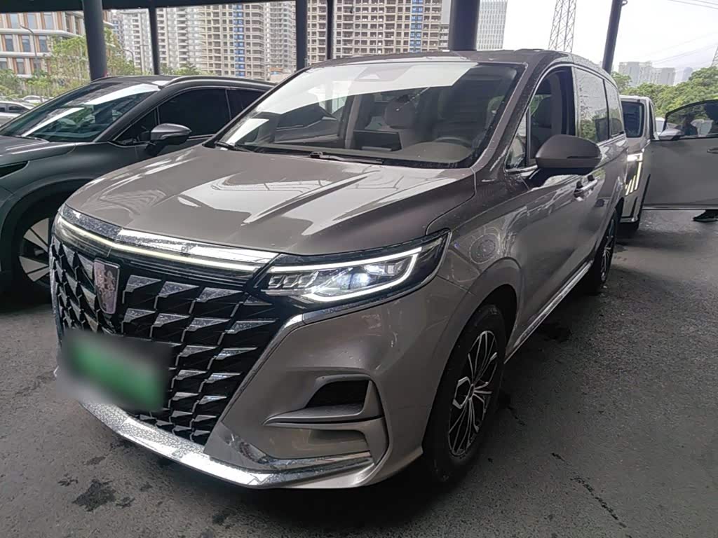 Roewe iMAX8