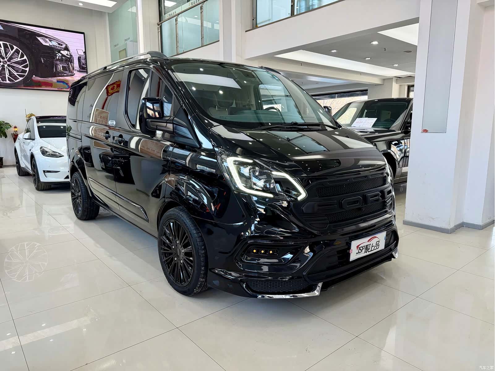 Ford Tourneo, 2022 3