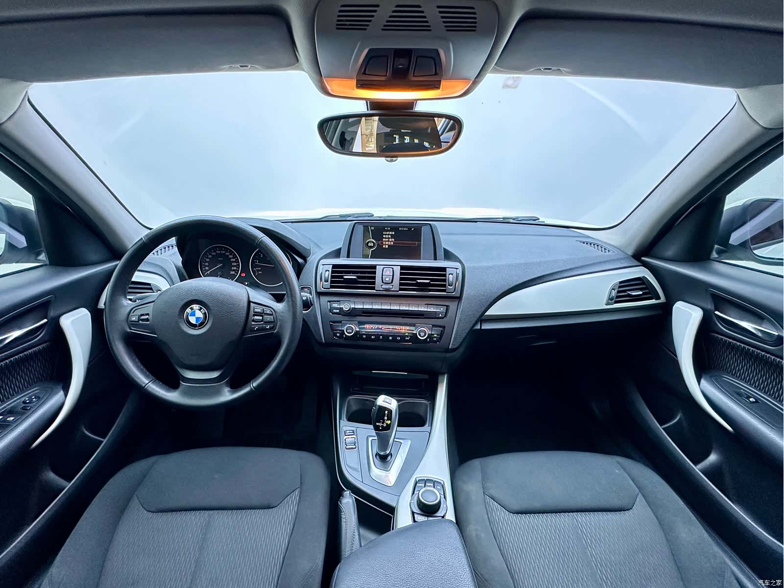 BMW 1 Series, 2012 6