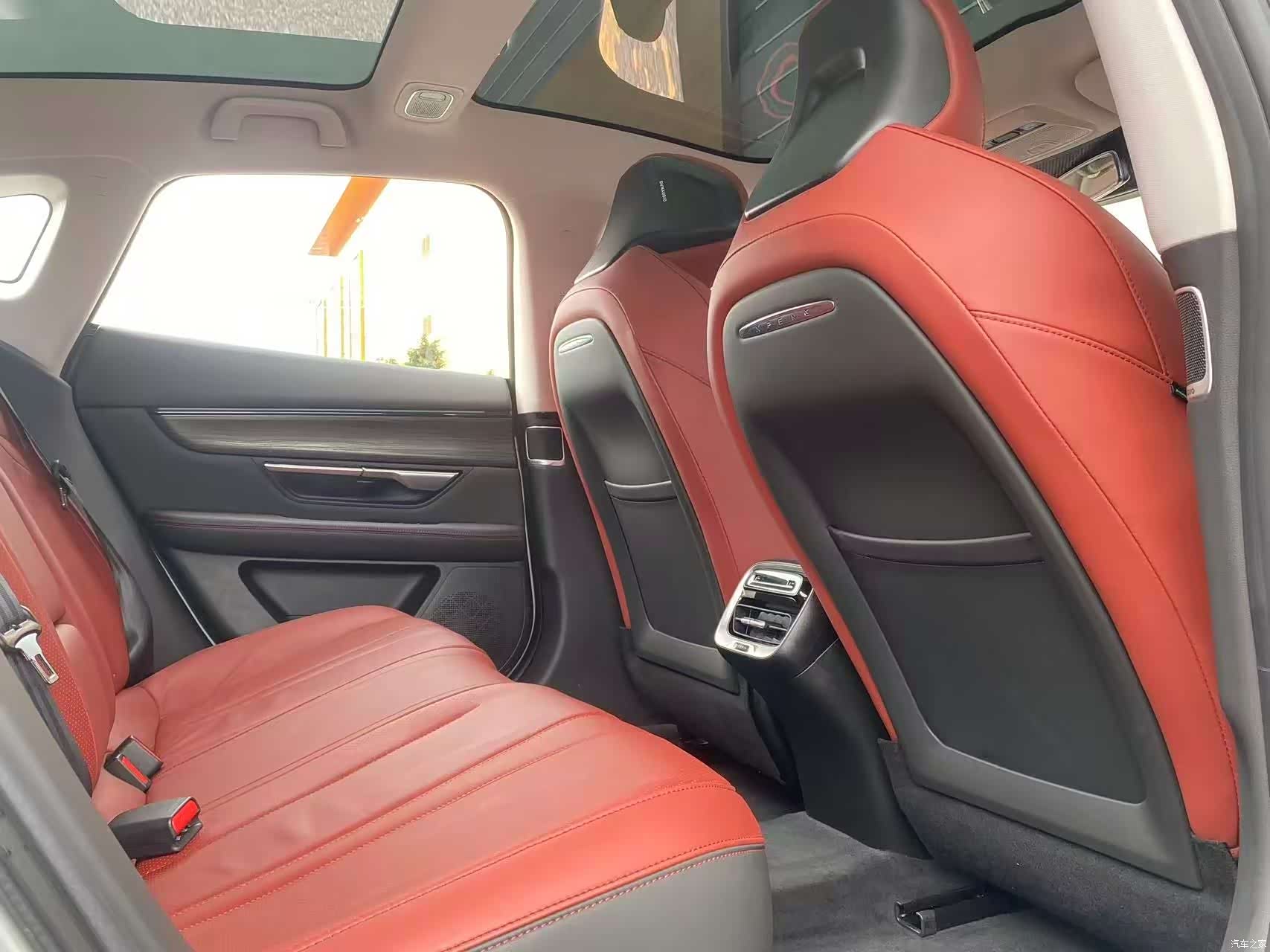 Xpeng P7, 2021 7