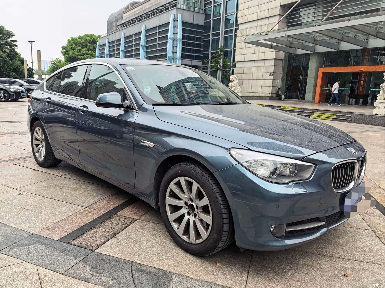 BMW 5 Series, 2012 3