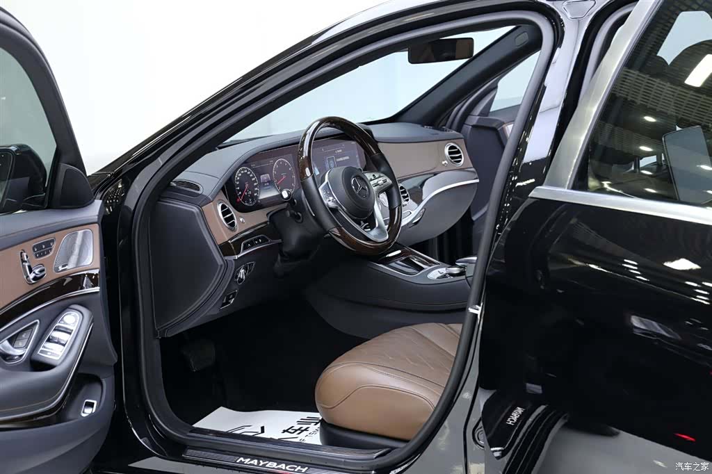 Maybach S-Class, 2018 все фото