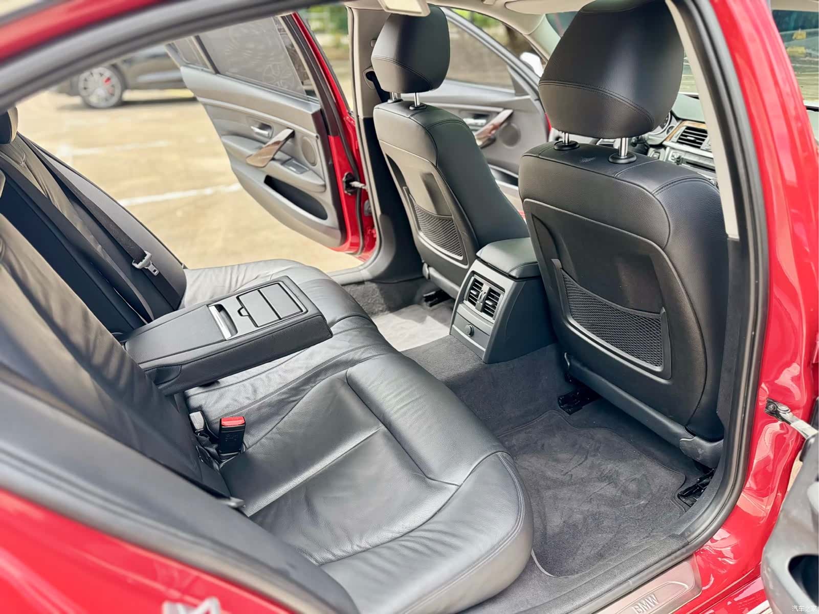 BMW 3 Series, 2016 14