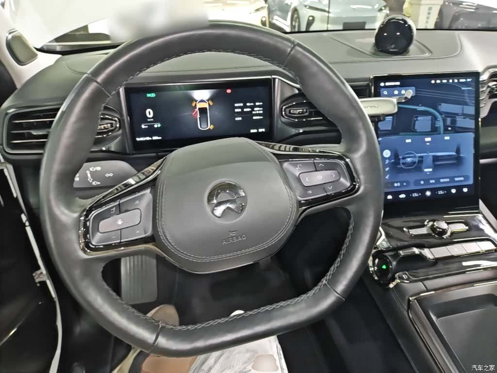 NIO ES8, 2021 11