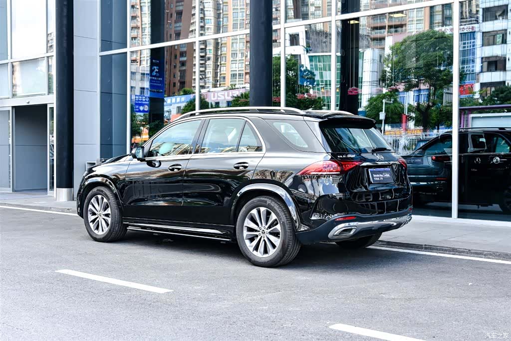 Mercedes-Benz GLE, 2022 все фото