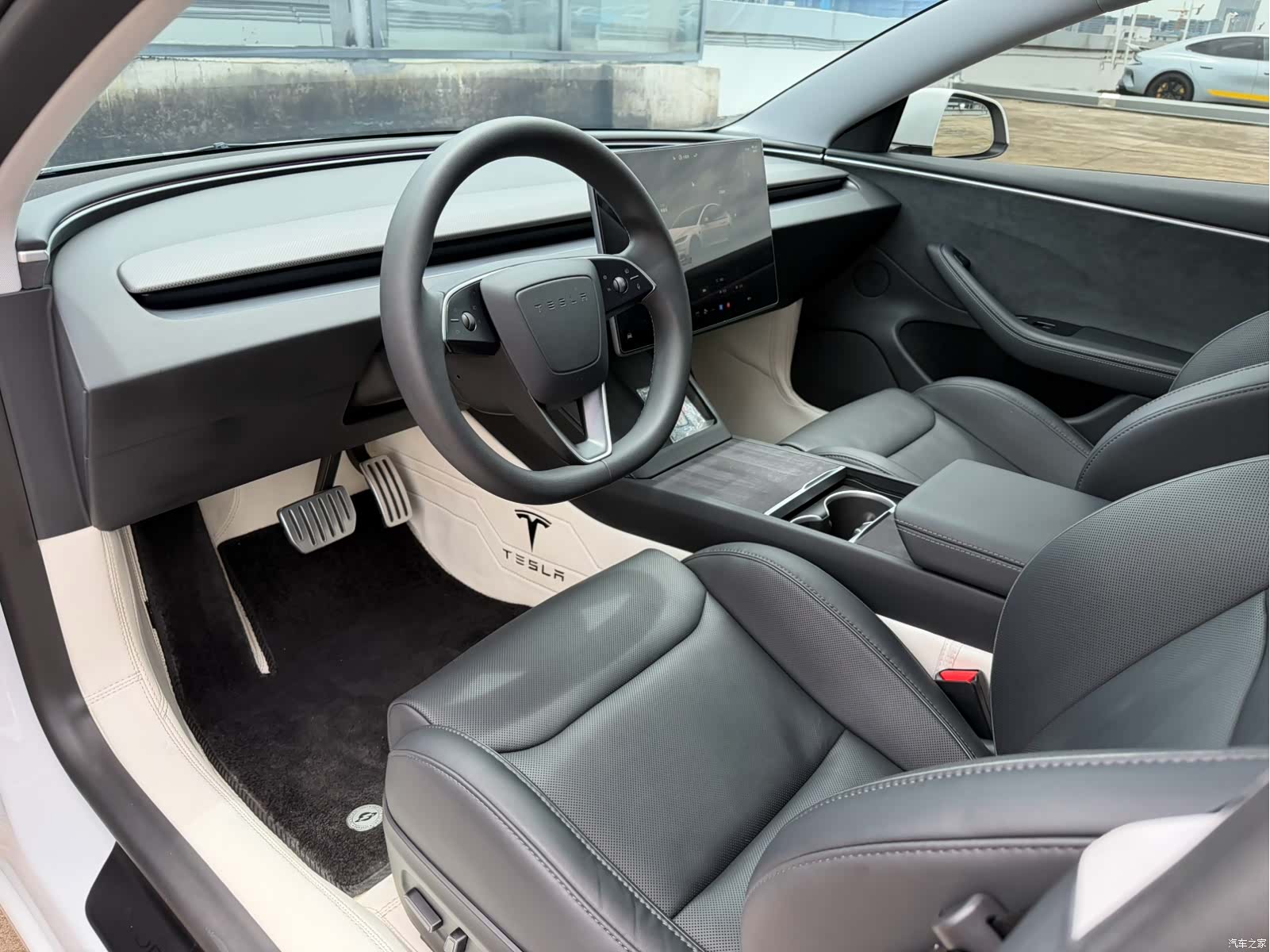 Tesla Model 3, 2024 12