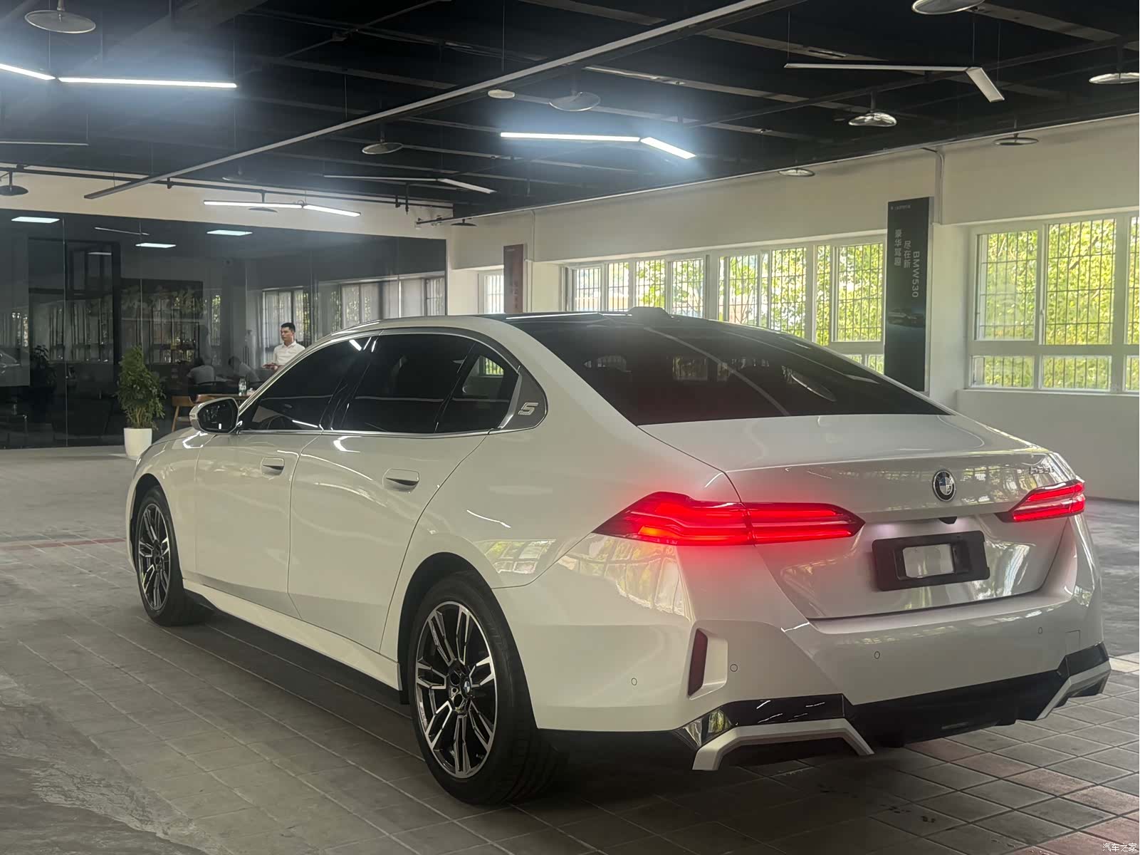 BMW 5 Series, 2024 все фото