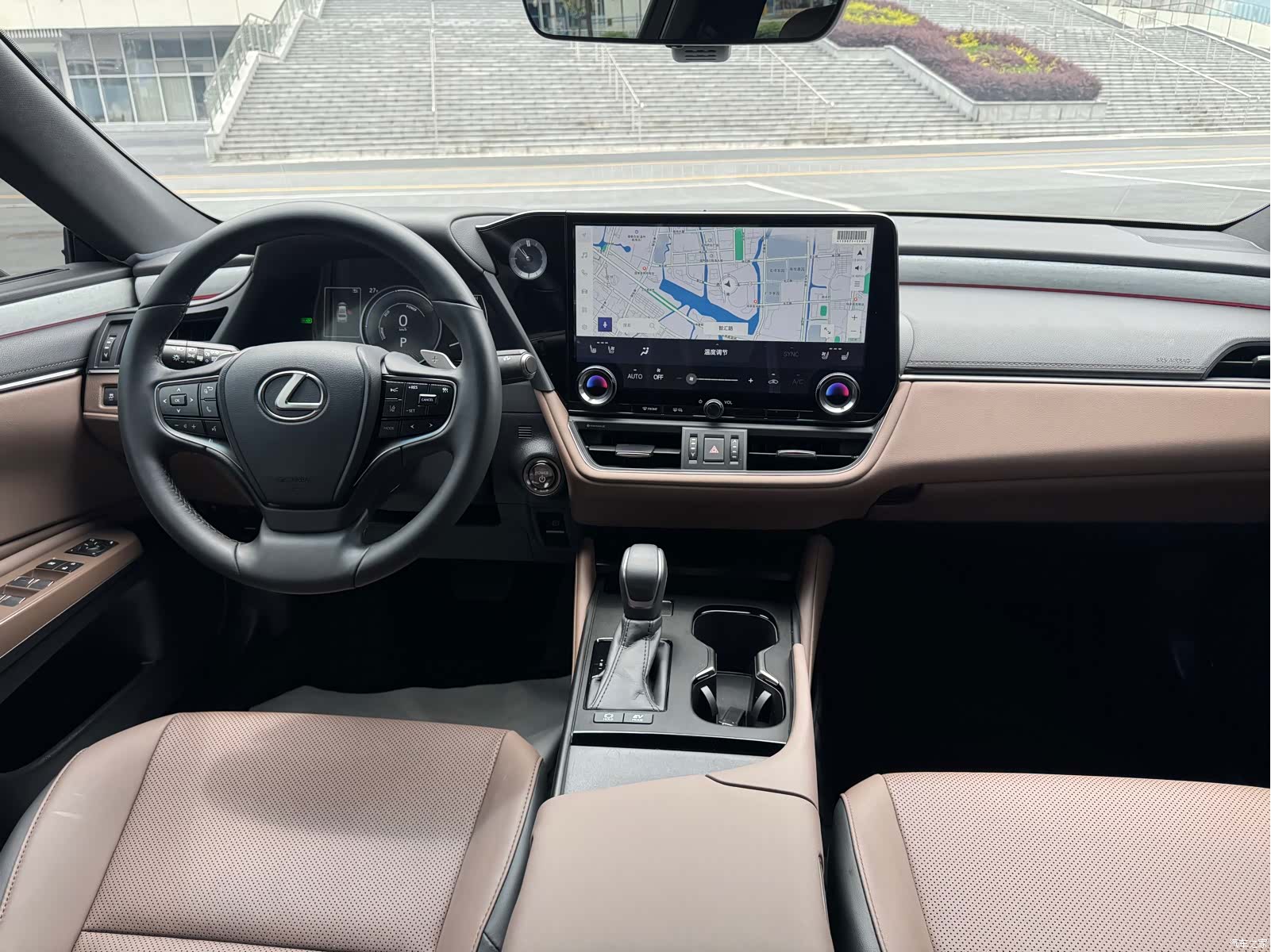 Lexus ES, 2026 10