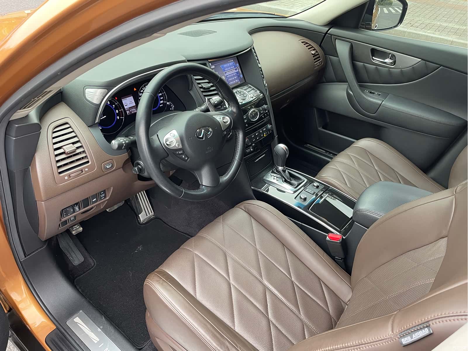 Infiniti QX70, 2015 6