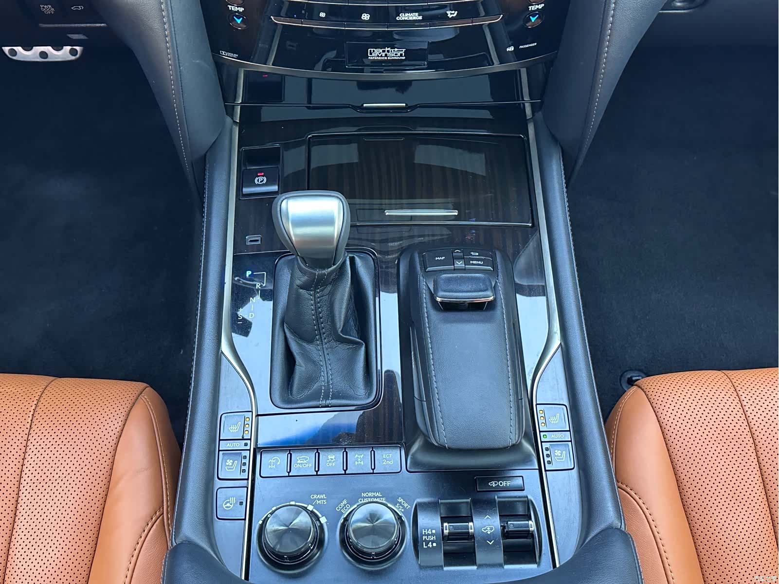 Lexus LX, 2017 19