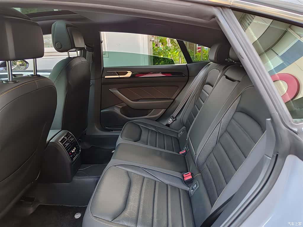 Volkswagen CC, 2025 8
