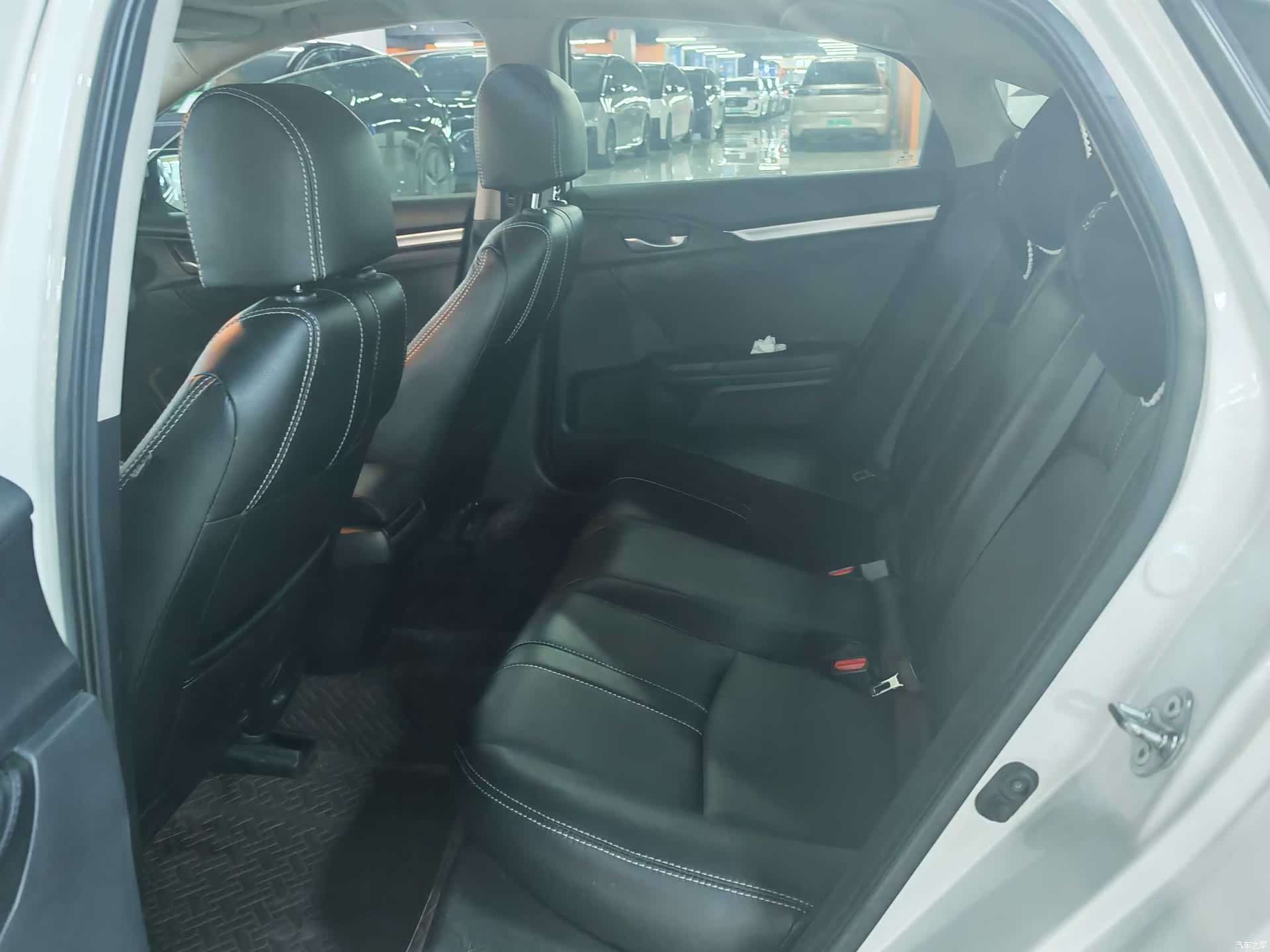 Honda Civic, 2018 8
