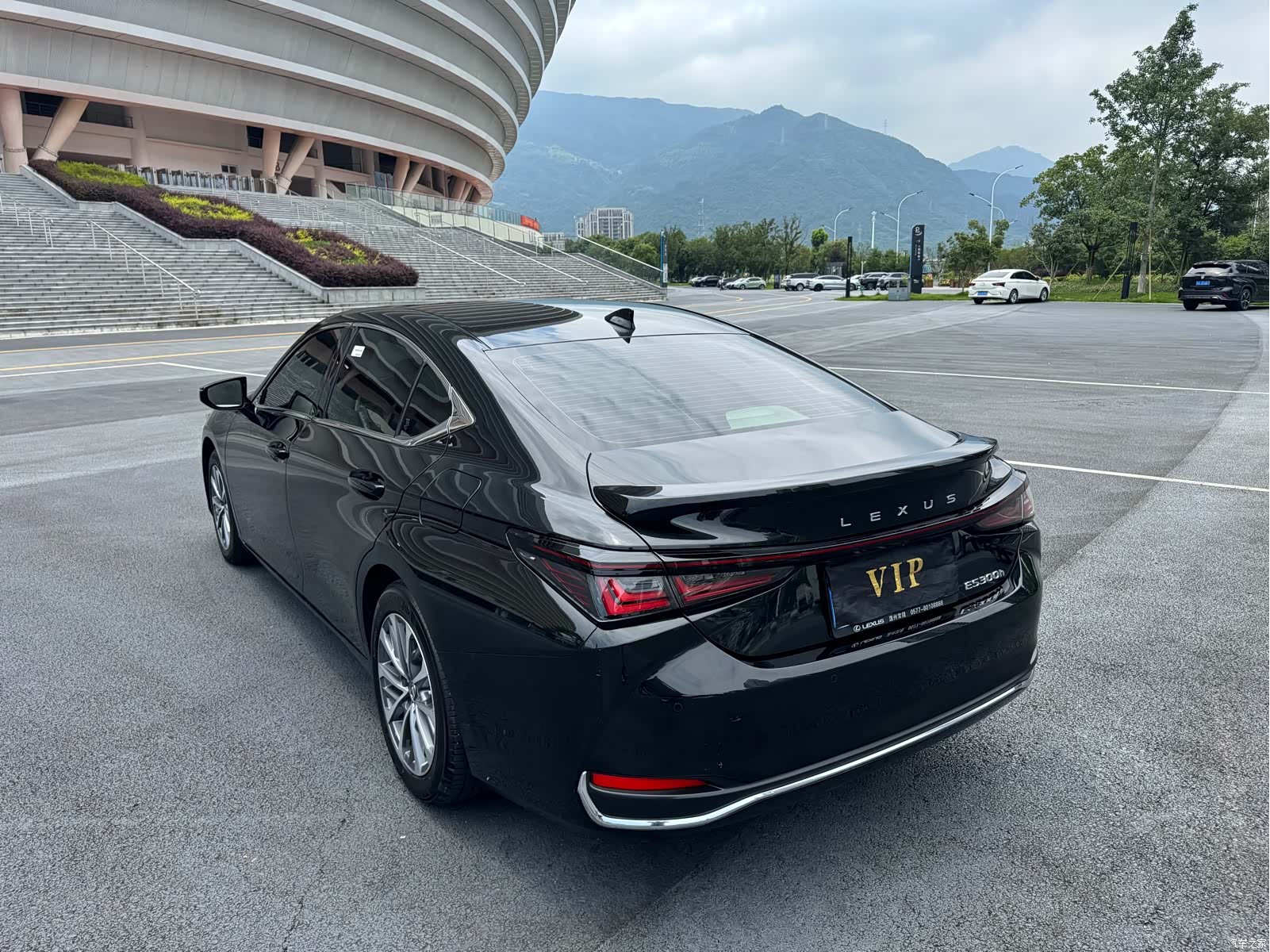 Lexus ES, 2026 14