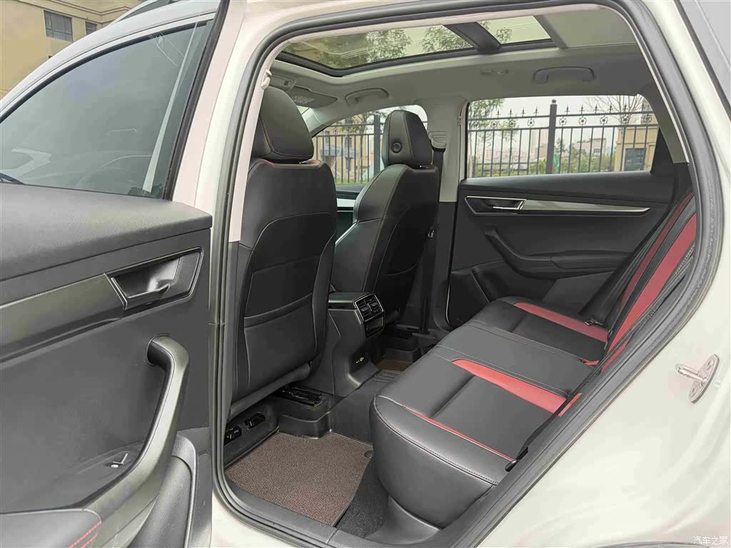 Skoda Karoq, 2022 7